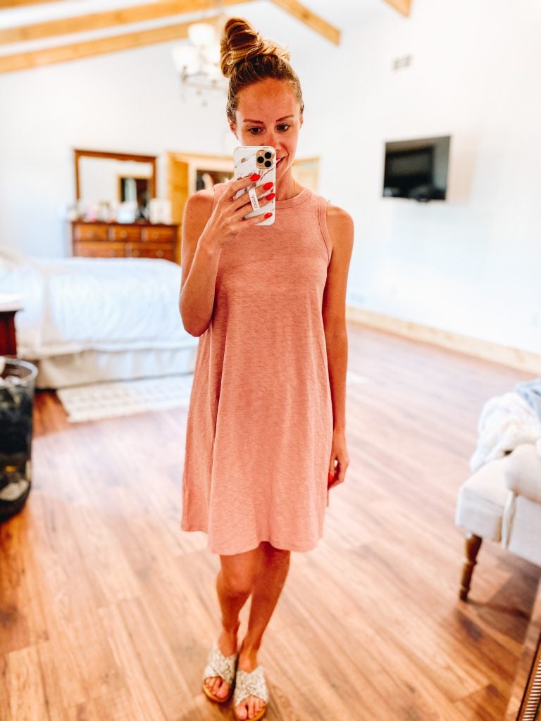 Cute Summer Dresses for Moms featured by top Pittsburg mom fashion blog, Fashionably Late Mom. - Target Swing Dress