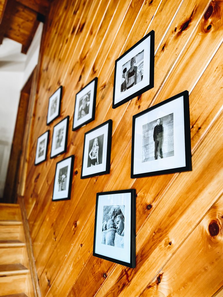 gallery wall, log home decor, modern farmhouse decor
