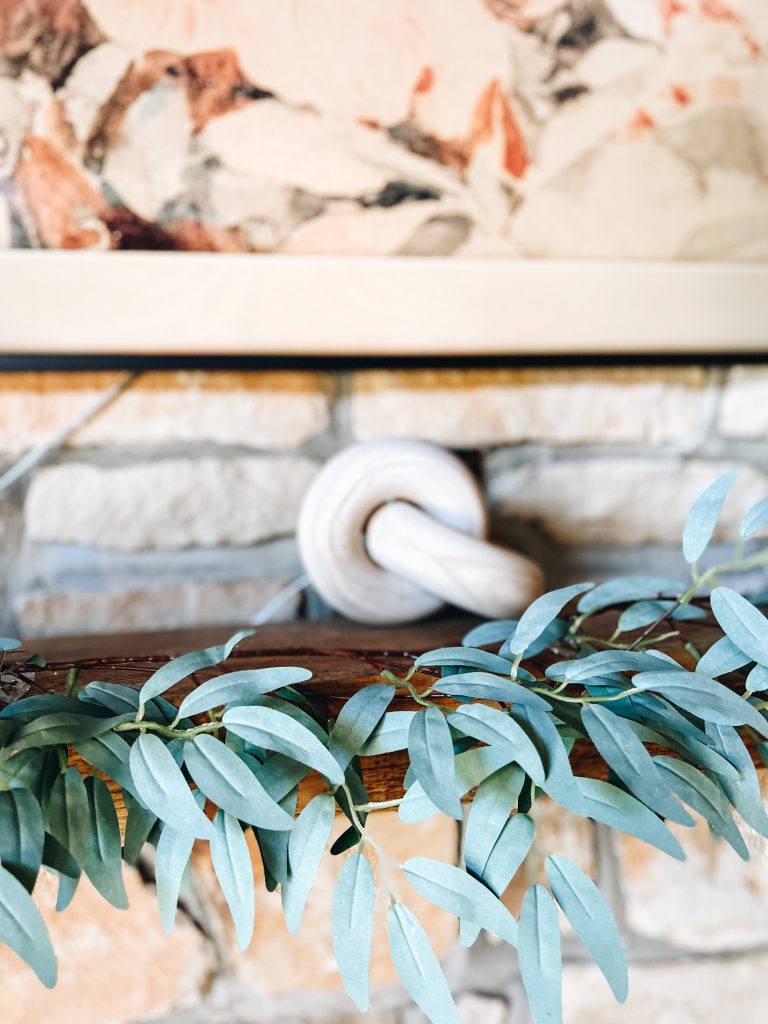 mantle decor, mantle knot