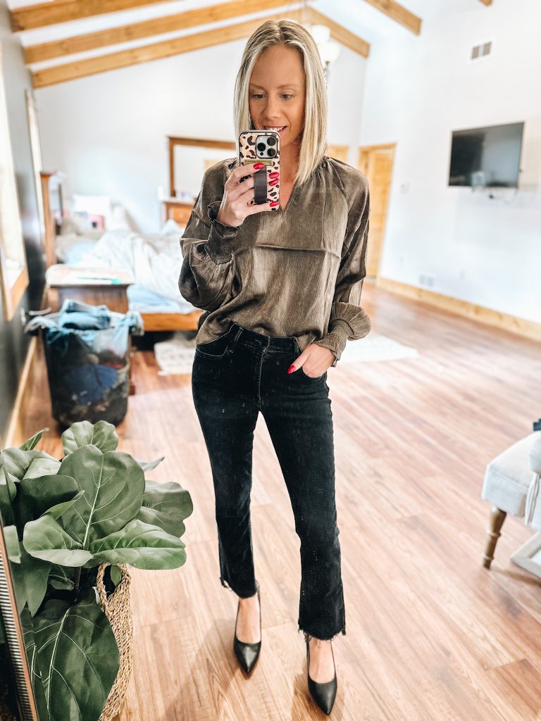 Outfit from Express, black jeans, metallic blouse, black pumps