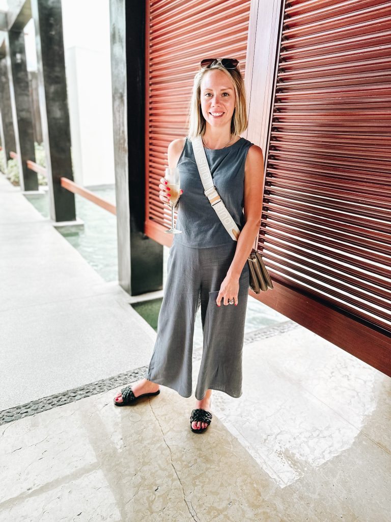 women's two piece set, travel outfit idea, linen pants set